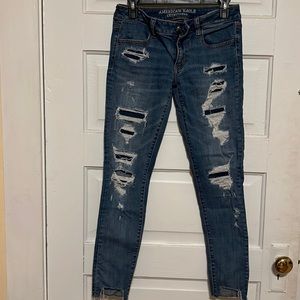 Womens American Eagle jeggings size 6 in used condition.